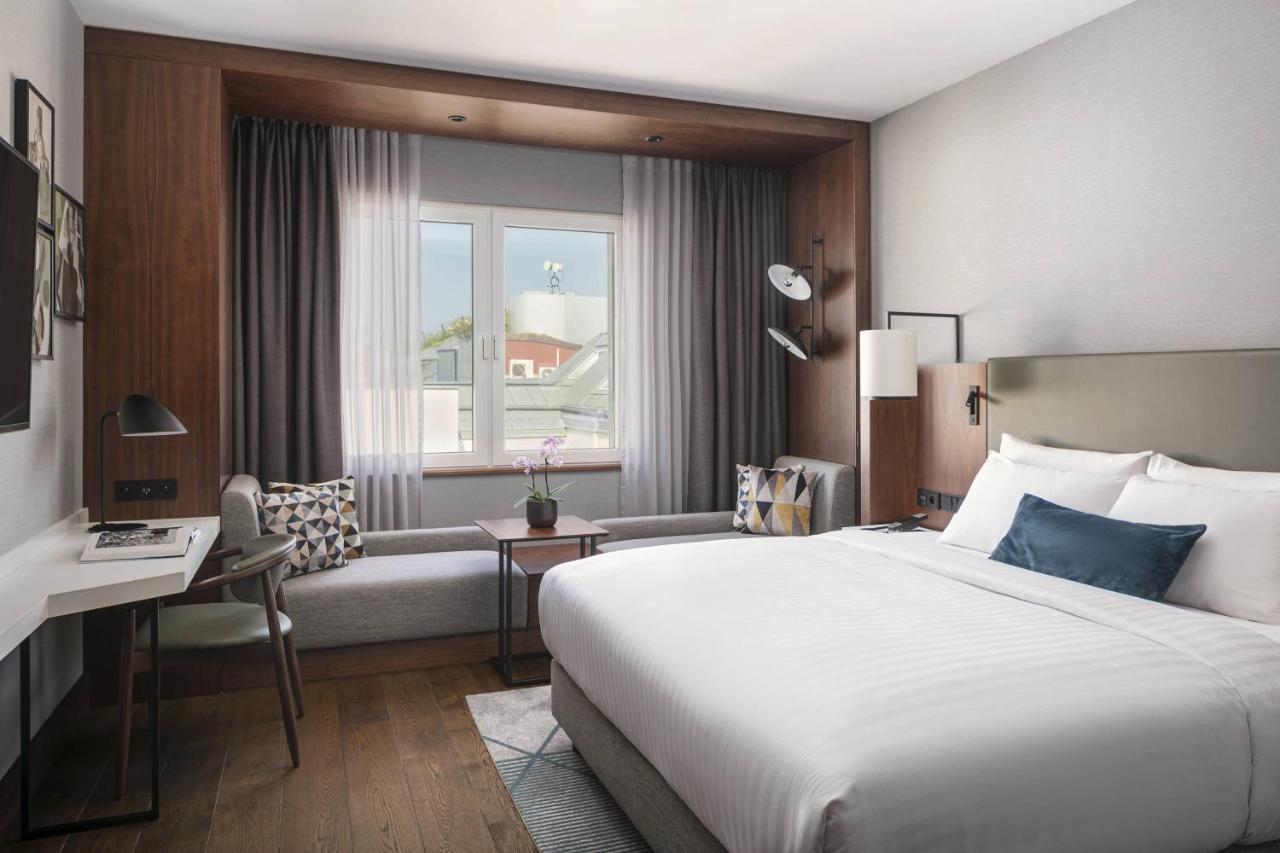 Отель Marriott Прага